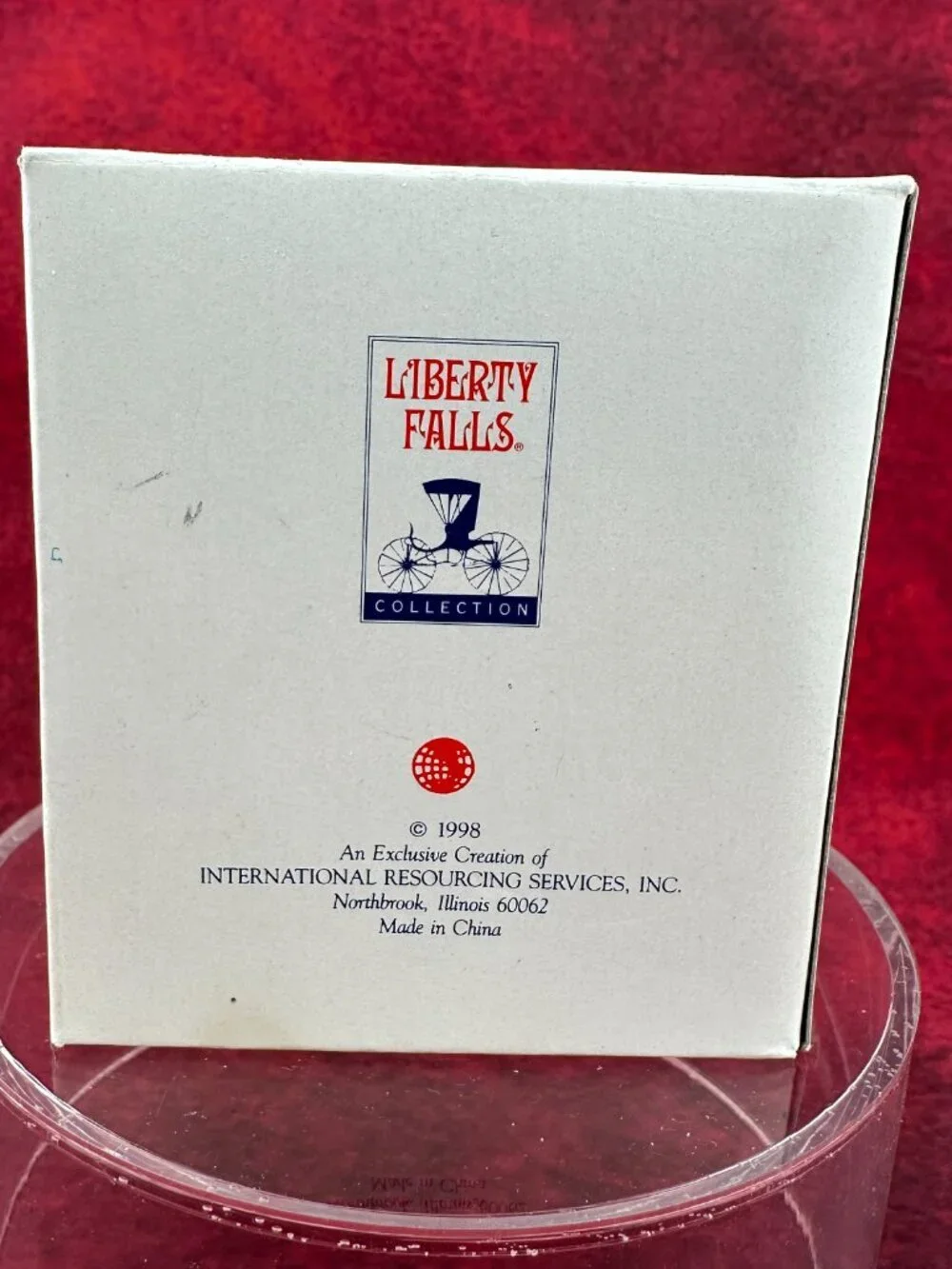 THE LIBERTY FALLS HAND PAINTED PEWTER MINIATURE ACCESORY SET